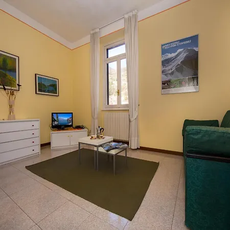 Bella Apartmán Varenna